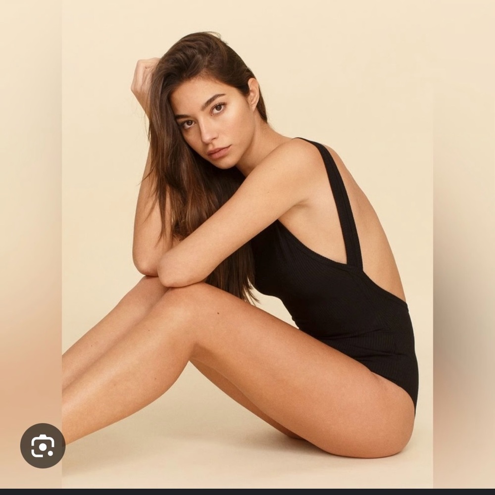 Reformation Cillian Backless Bodysuit